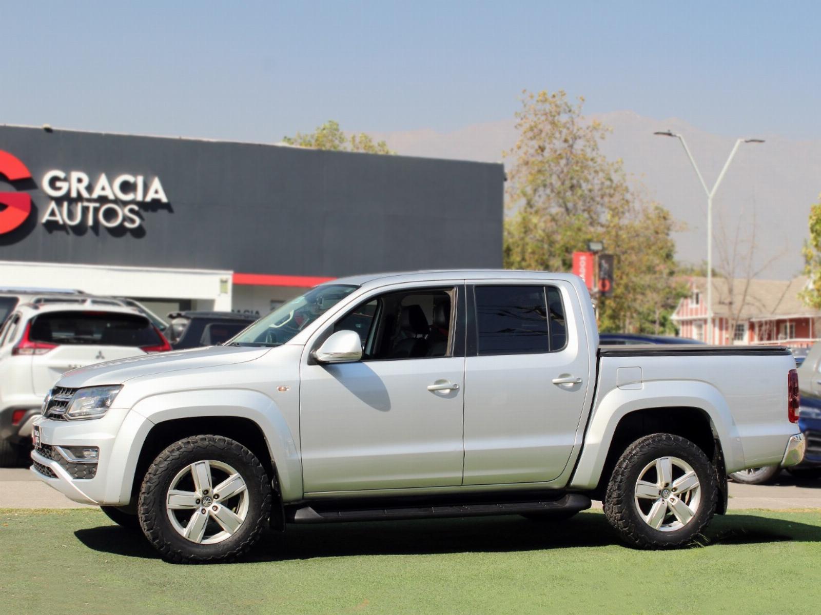 VOLKSWAGEN AMAROK HIGHLINE 4X4 2.0 AUT 2020  - GRACIA AUTOS