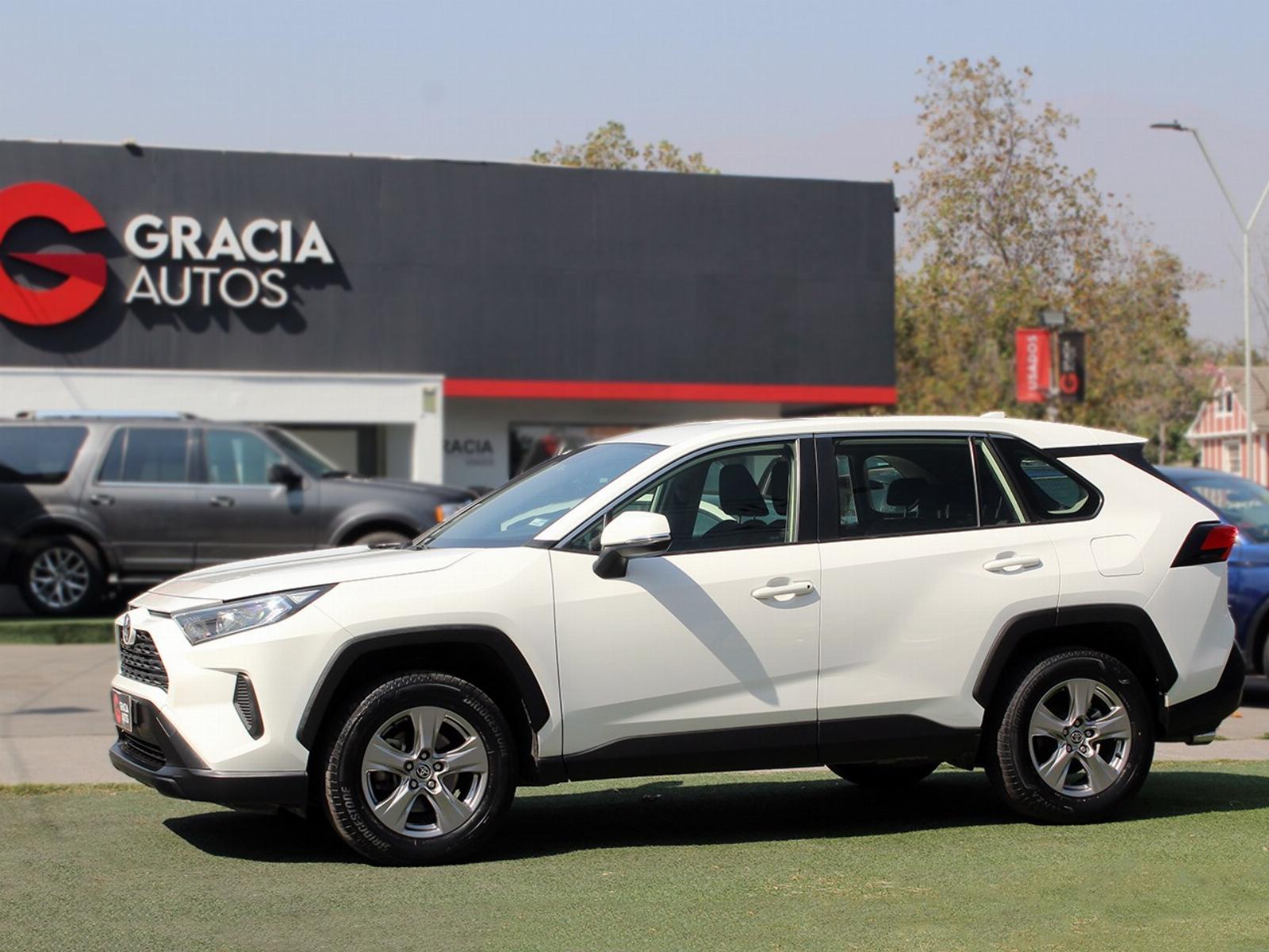 TOYOTA RAV 4 LE 2.0 2022  - GRACIA AUTOS