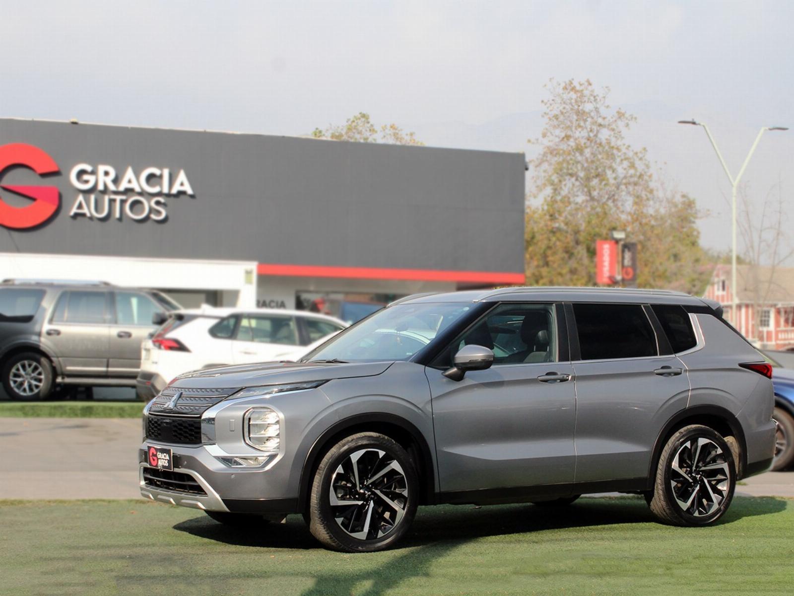 MITSUBISHI OUTLANDER GLS 4X4 2.5 AT 2023  - FULL MOTOR