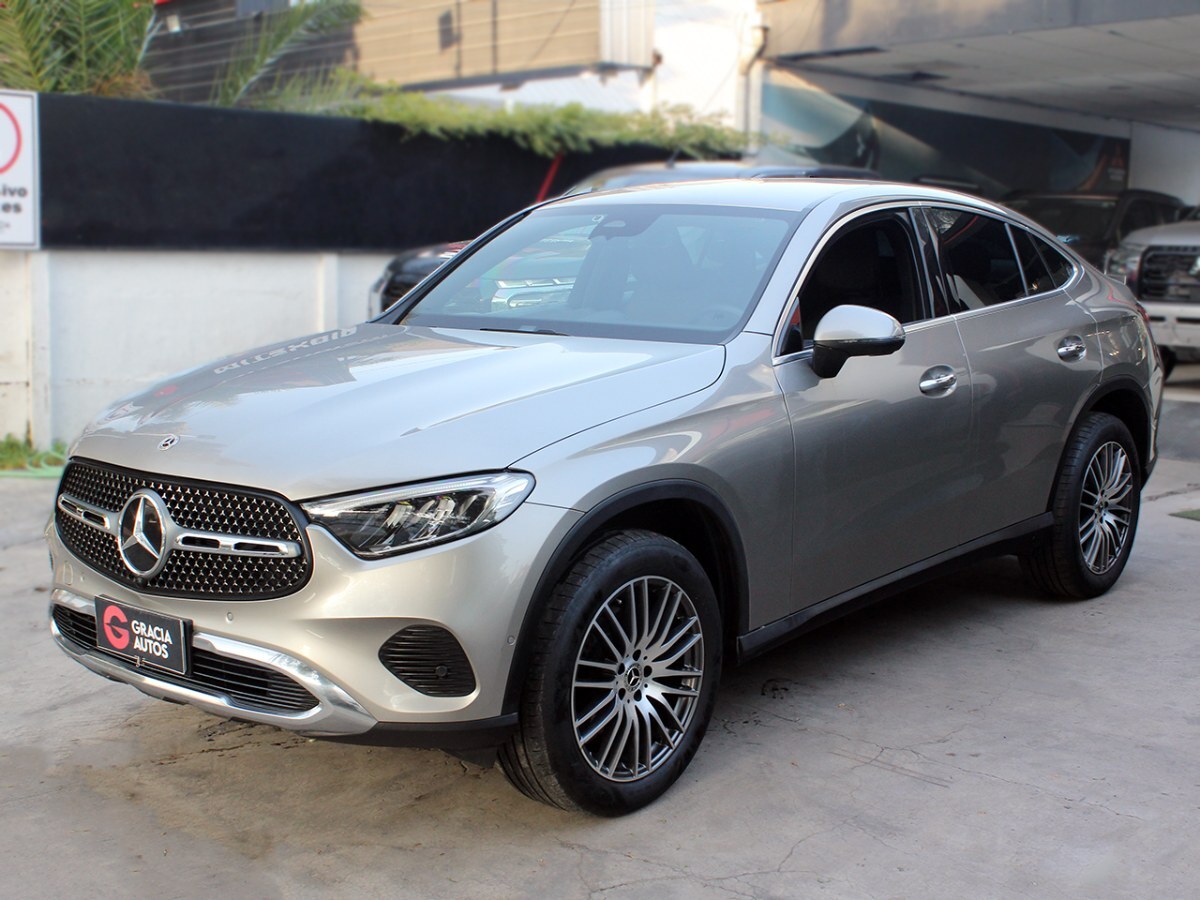 MERCEDES-BENZ GLC 200 COUPE 4MATIC 4X4 2024  - GRACIA AUTOS