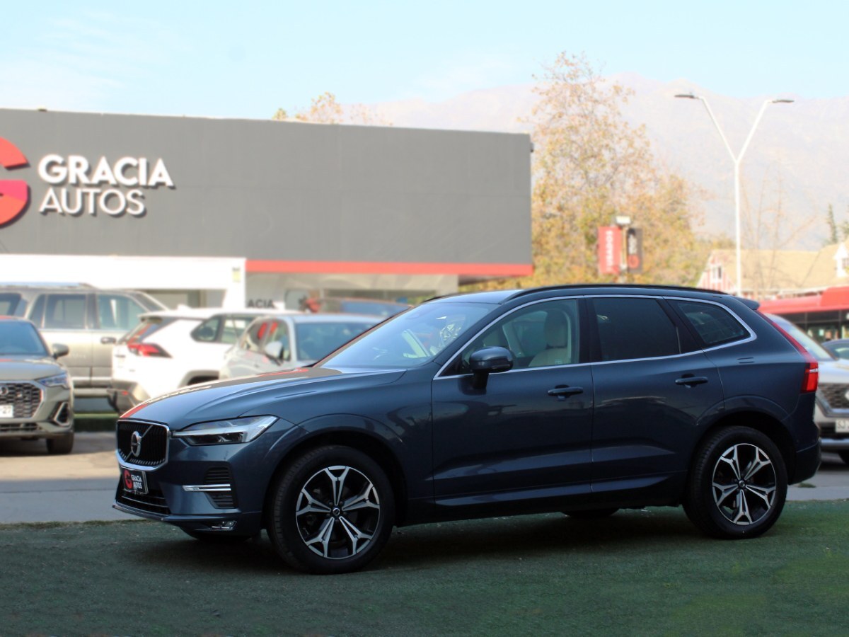 VOLVO XC60 2.0 B5 MOMENTUM 4WD HIBRIDO 2022  - GRACIA AUTOS
