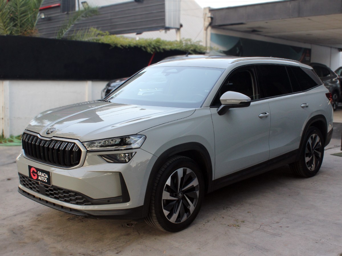 SKODA KODIAQ 2.0 TSI AUTO DESING 4WD 2025  - GRACIA AUTOS