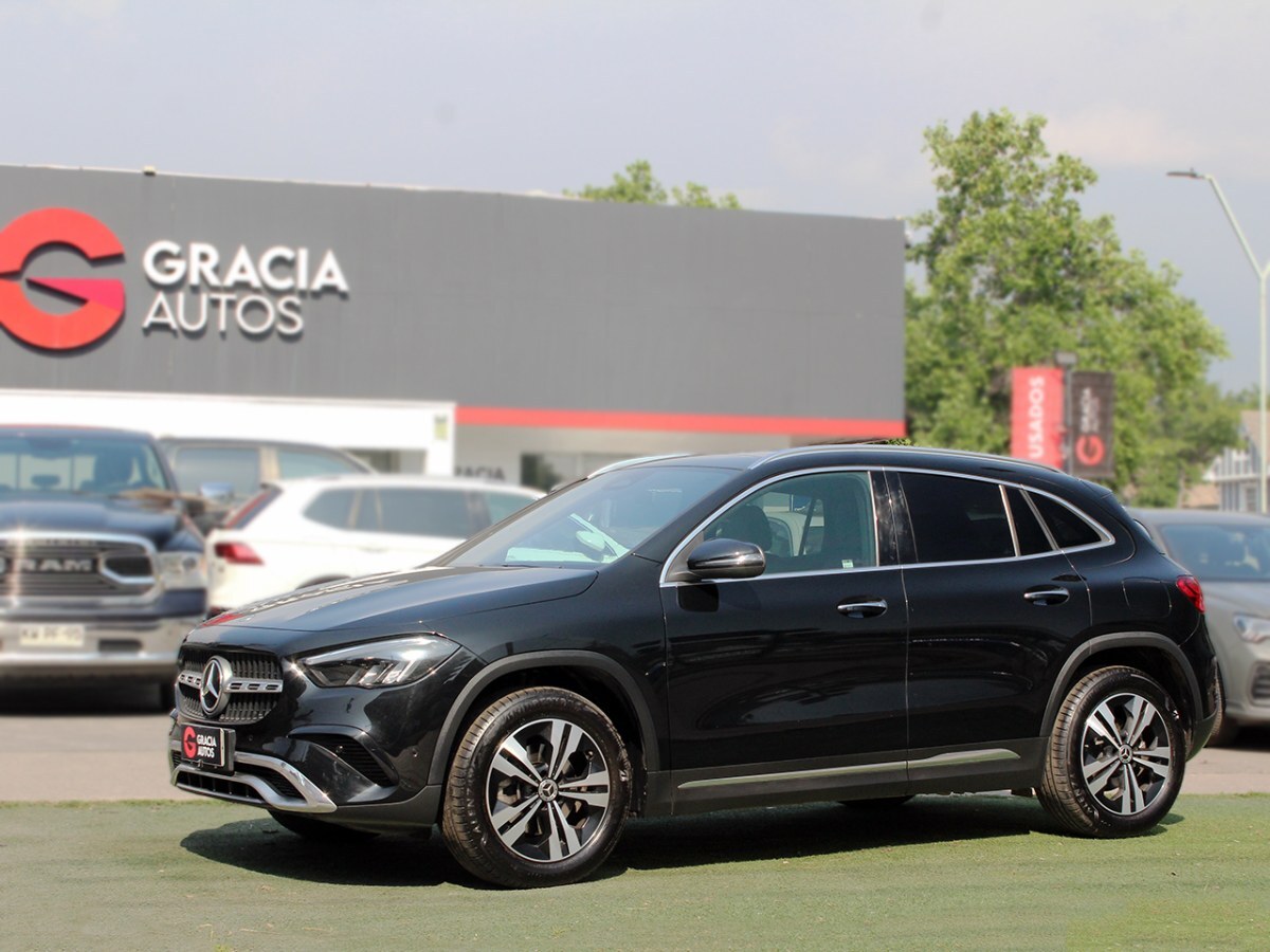 MERCEDES-BENZ GLA 200 PROGRESSIVE LINE 2026  - GRACIA AUTOS