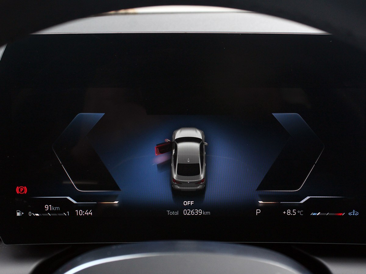 BMW 220 — foto 11 de 23