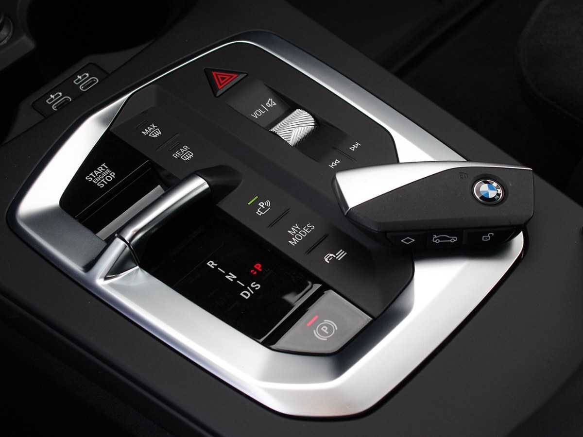 BMW 220 — foto 15 de 23