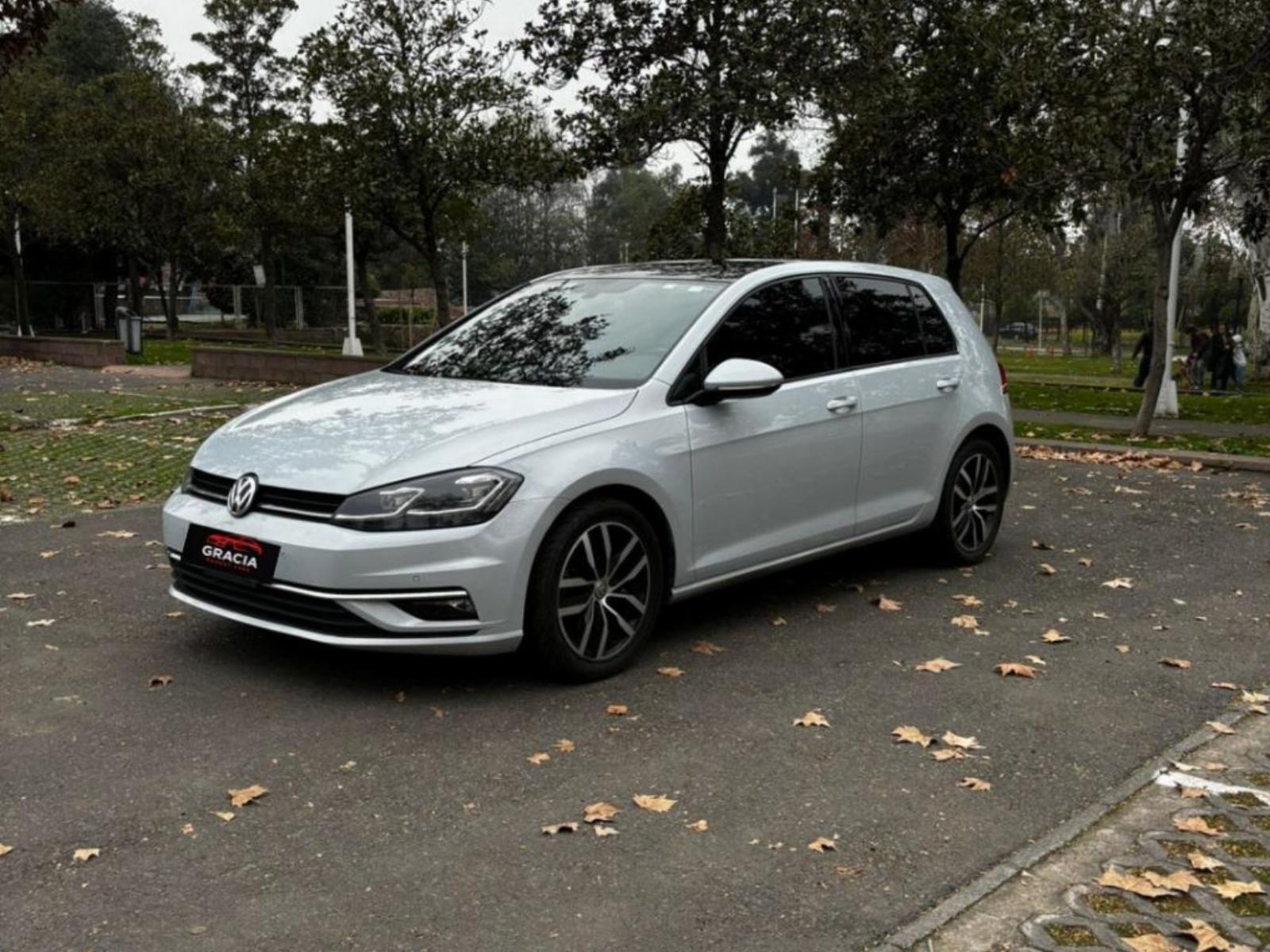 VOLKSWAGEN GOLF Highline 1.4 TSI 2019 Bien cuidado - FULL MOTOR