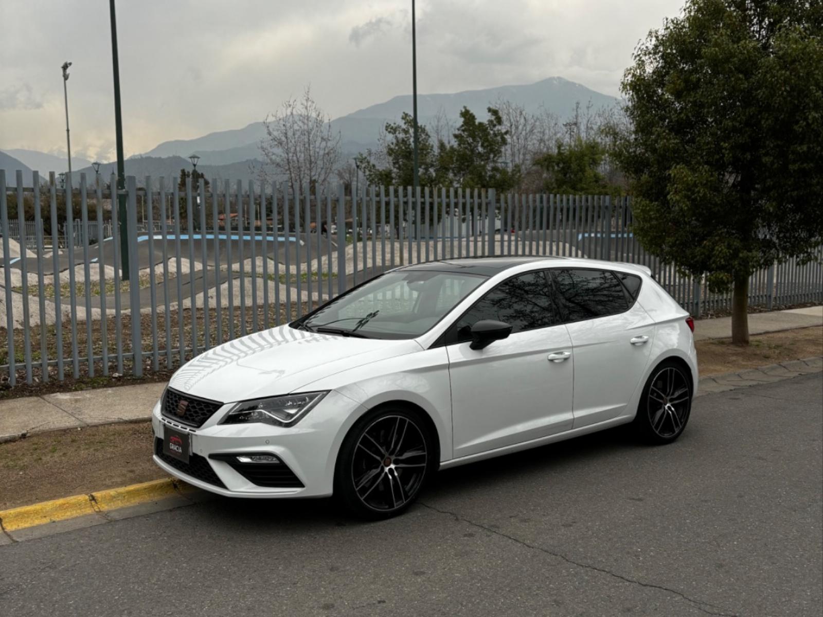 SEAT LEON Cupra 2.0 TSI 2021 Poco kilometraje - 