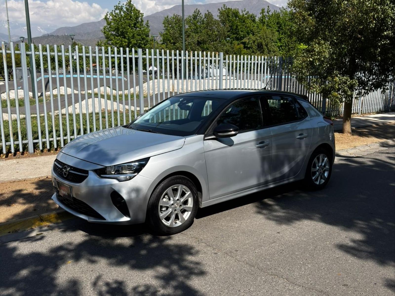 OPEL CORSA 1.2 Edition 2023 Único dueño - FULL MOTOR