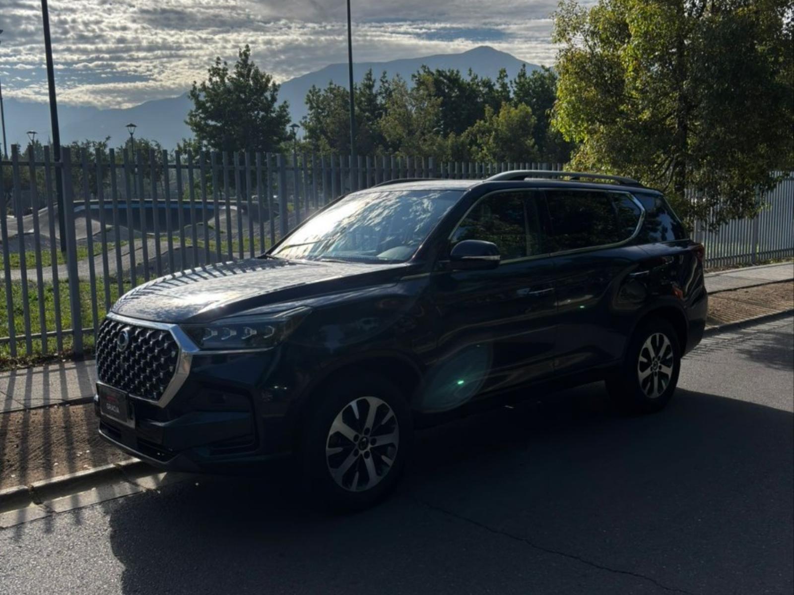 SSANGYONG REXTON GLX TD 2.2 AUT 2022 Único dueño - FULL MOTOR