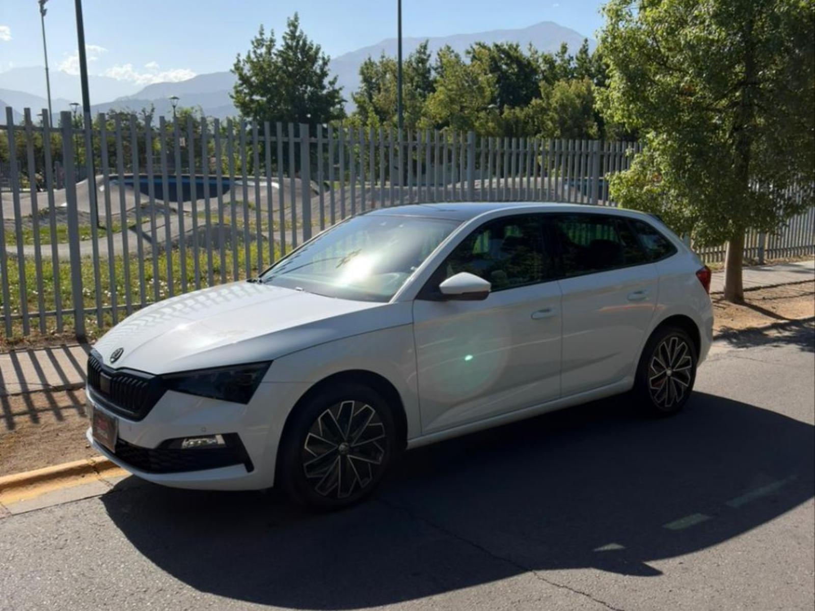 SKODA SCALA 1.5 TSI AUTO STYLE 2023 Único dueño - FULL MOTOR