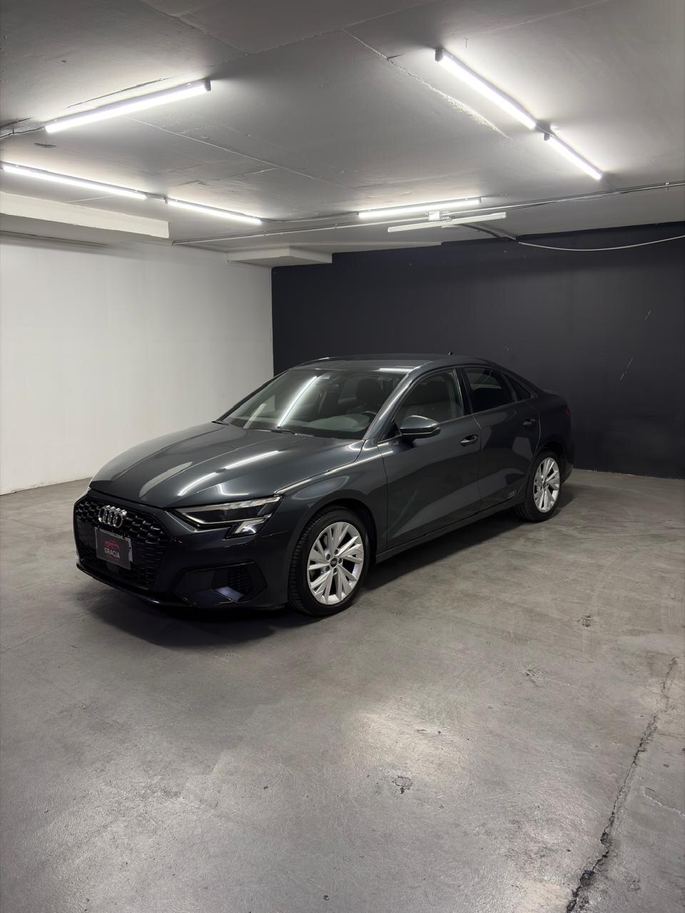 AUDI A3 Sedan 35 TFSI 1.4 AUT 2022 Único dueño - FULL MOTOR