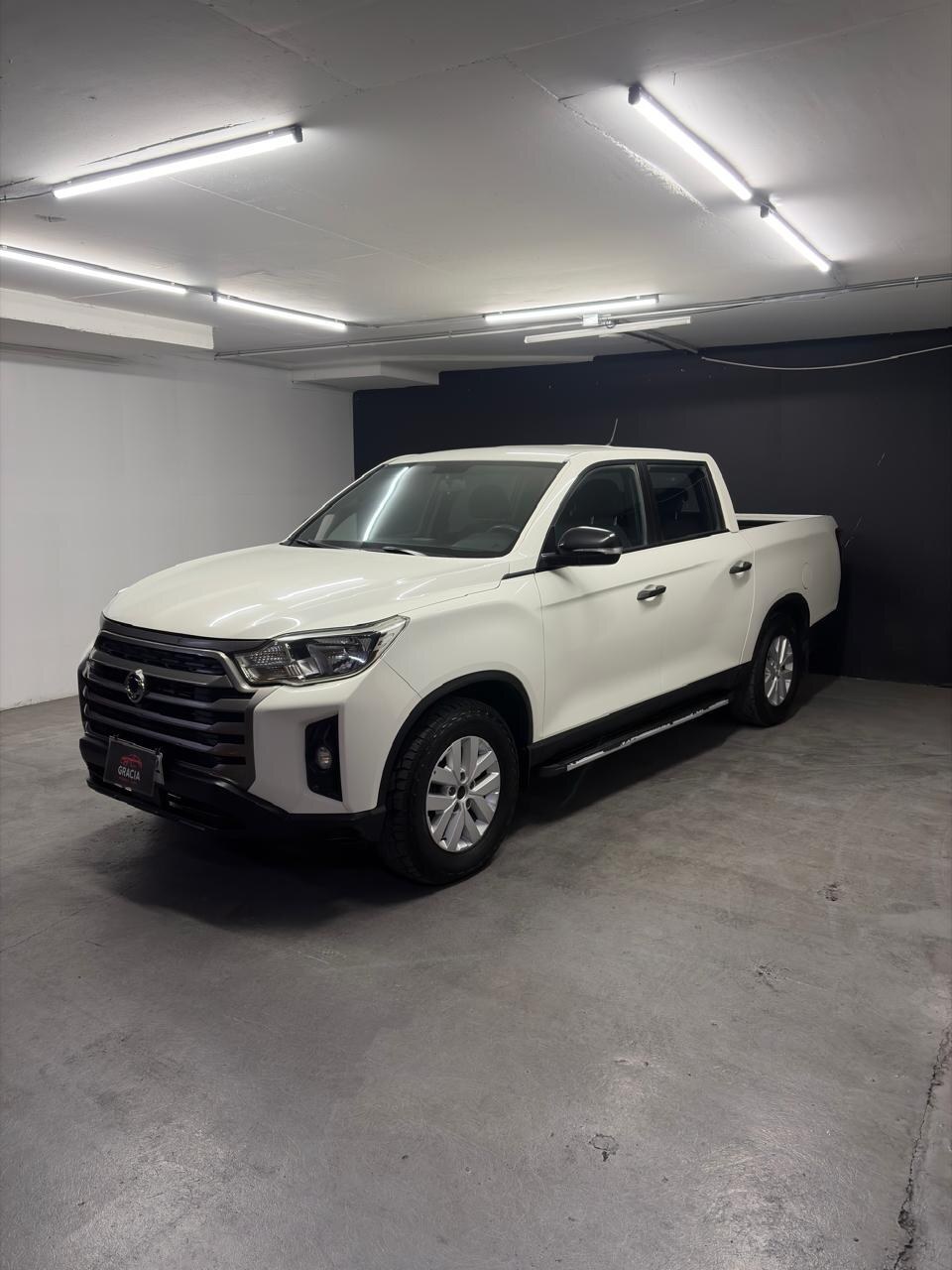 SSANGYONG MUSSO GRAND GLX 2.2 TDI 2022 Único dueño - FULL MOTOR