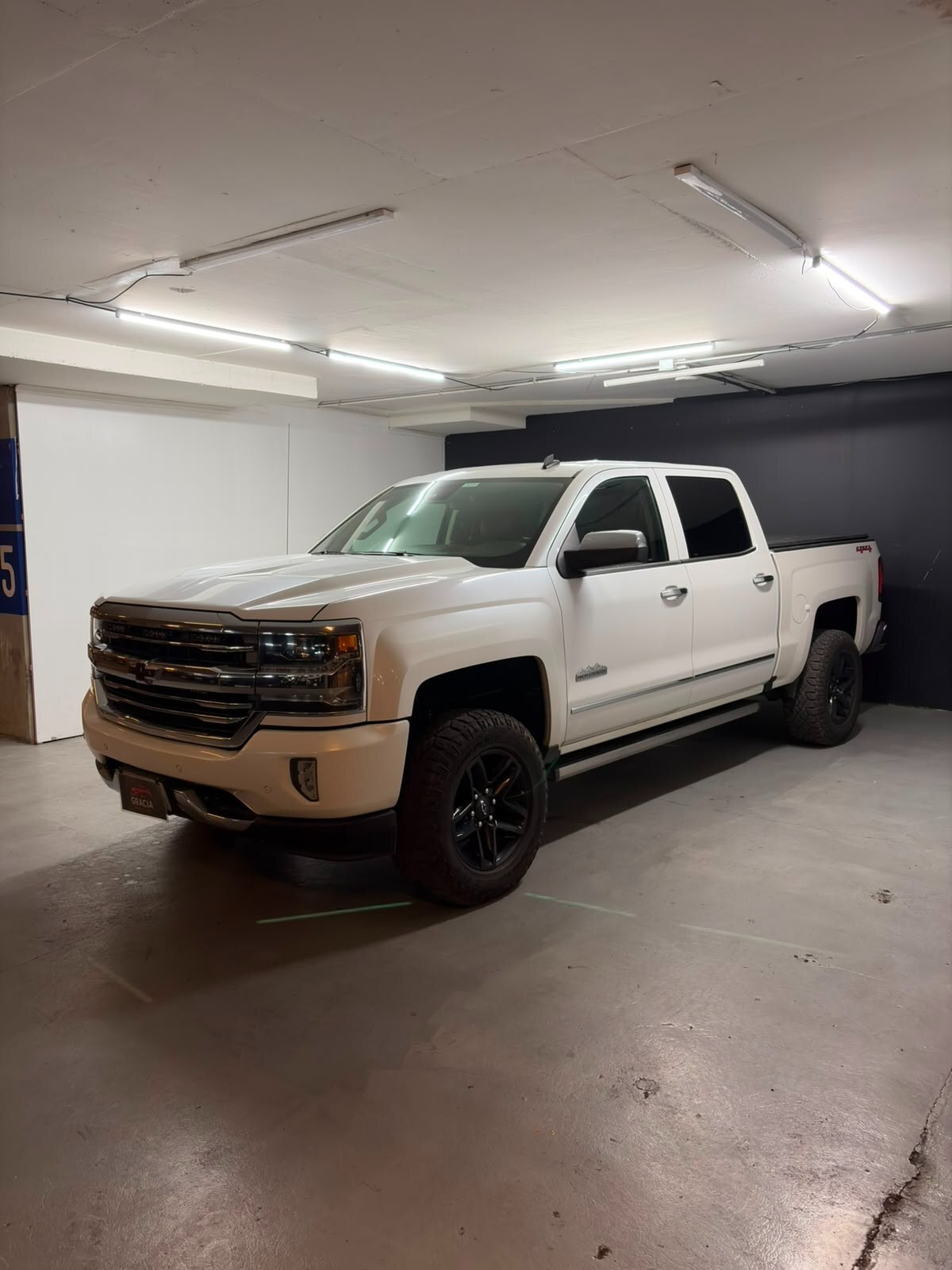 CHEVROLET SILVERADO High Country 4WD 5.3 2017 Sin detalles - FULL MOTOR