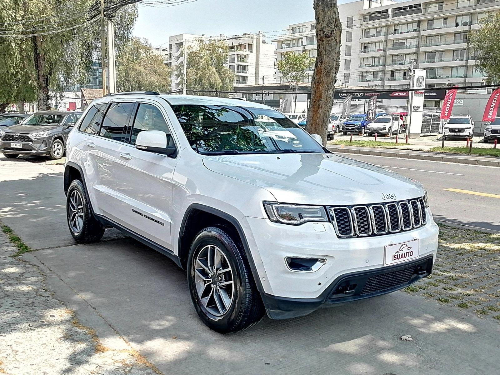 JEEP GRAND CHEROKEE Laredo 3.6 Aut 2021 Única dueña - 