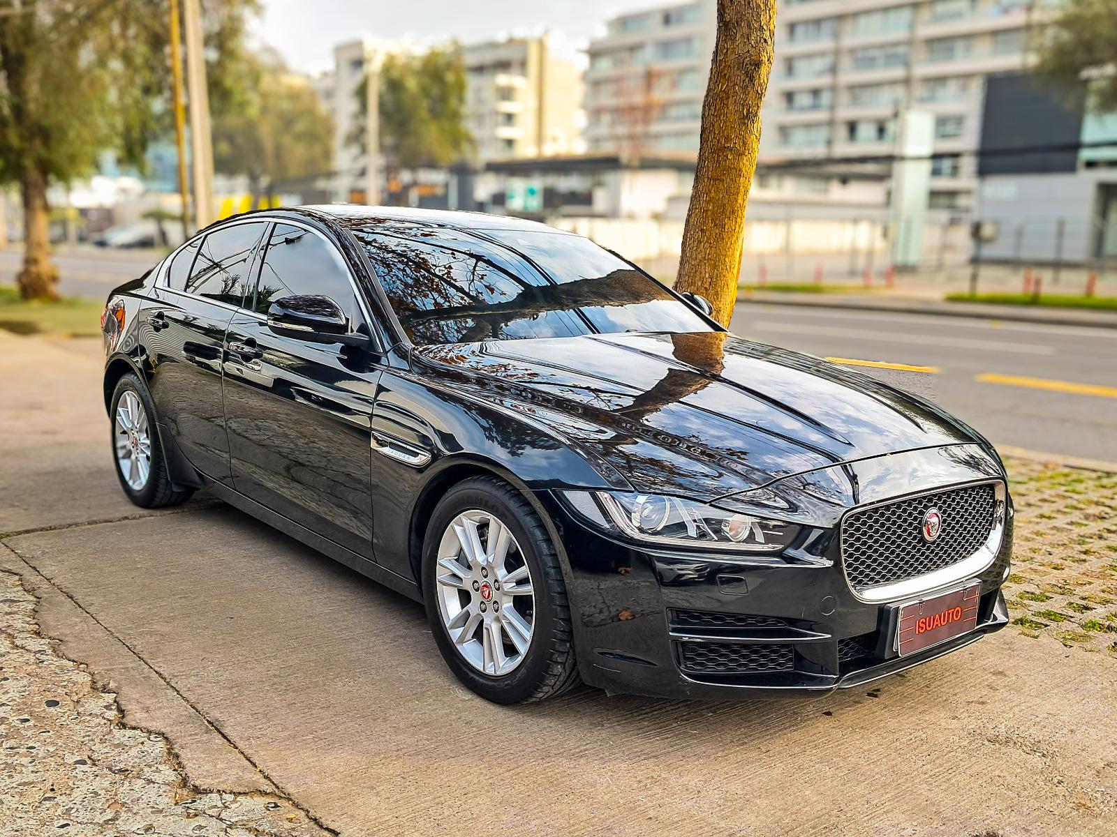 JAGUAR XE 2.0 Aut 2018 Unico dueño - FULL MOTOR