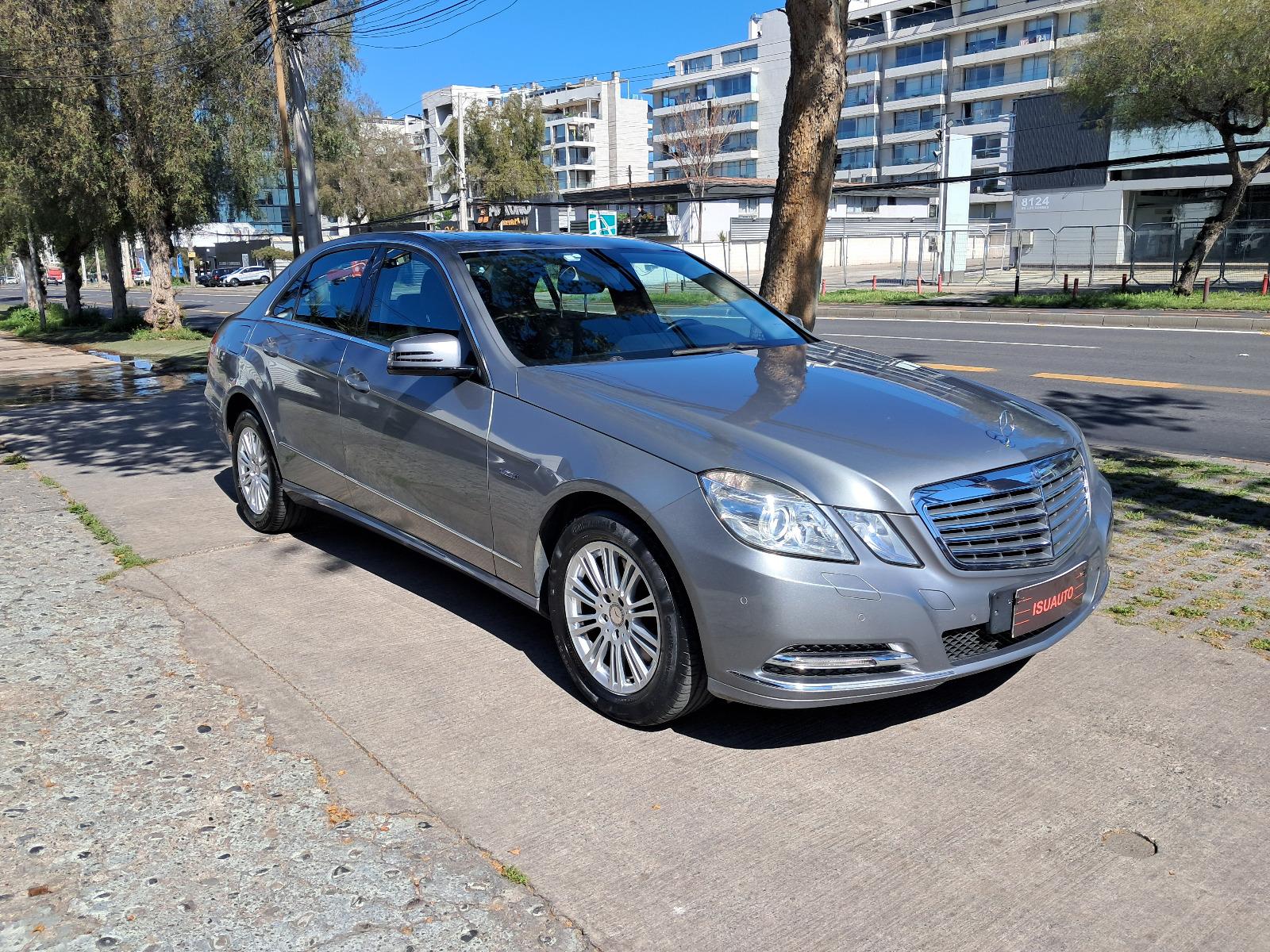 MERCEDES-BENZ E250 Elegance 1.8 Aut 2011  - 
