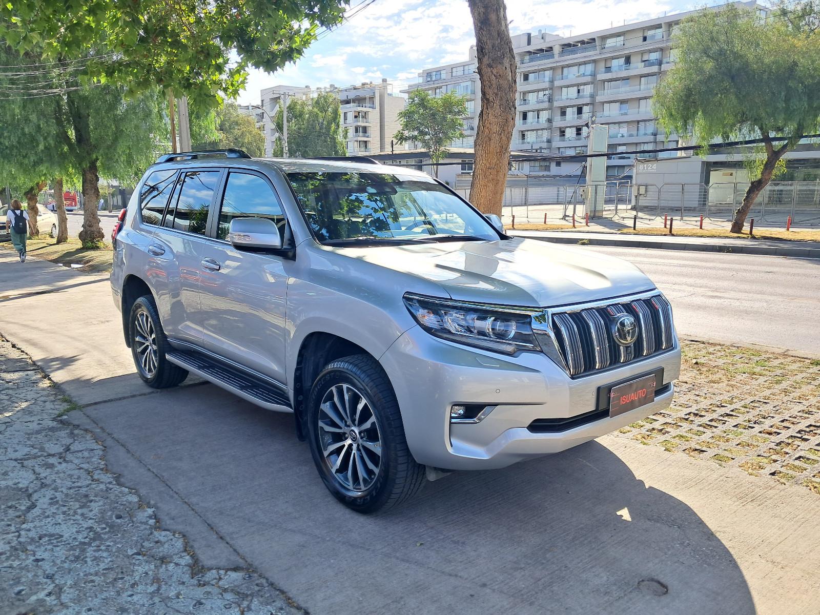 TOYOTA LAND CRUISER PRADO Limited VX.L 4WD 4.0 Aut. 2023  - ISU AUTOS