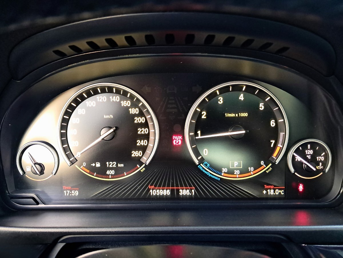 BMW 520 — foto 20 de 31