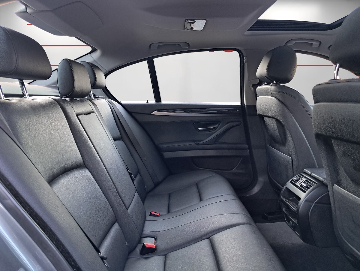 BMW 520 — foto 26 de 31