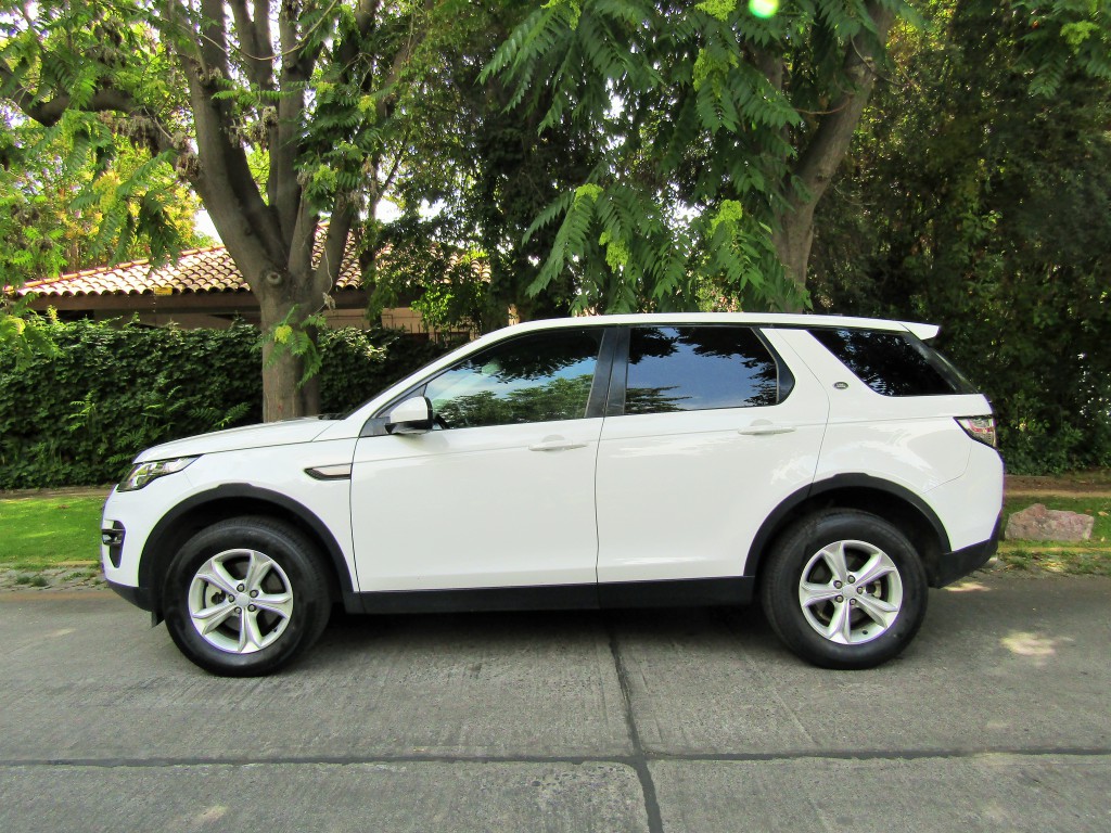 LAND ROVER DISCOVERY Sport Si 4 2.0 Turbo 2018 Cuero, 1 dueño. 12 airbags. estado como nuevo.  - 