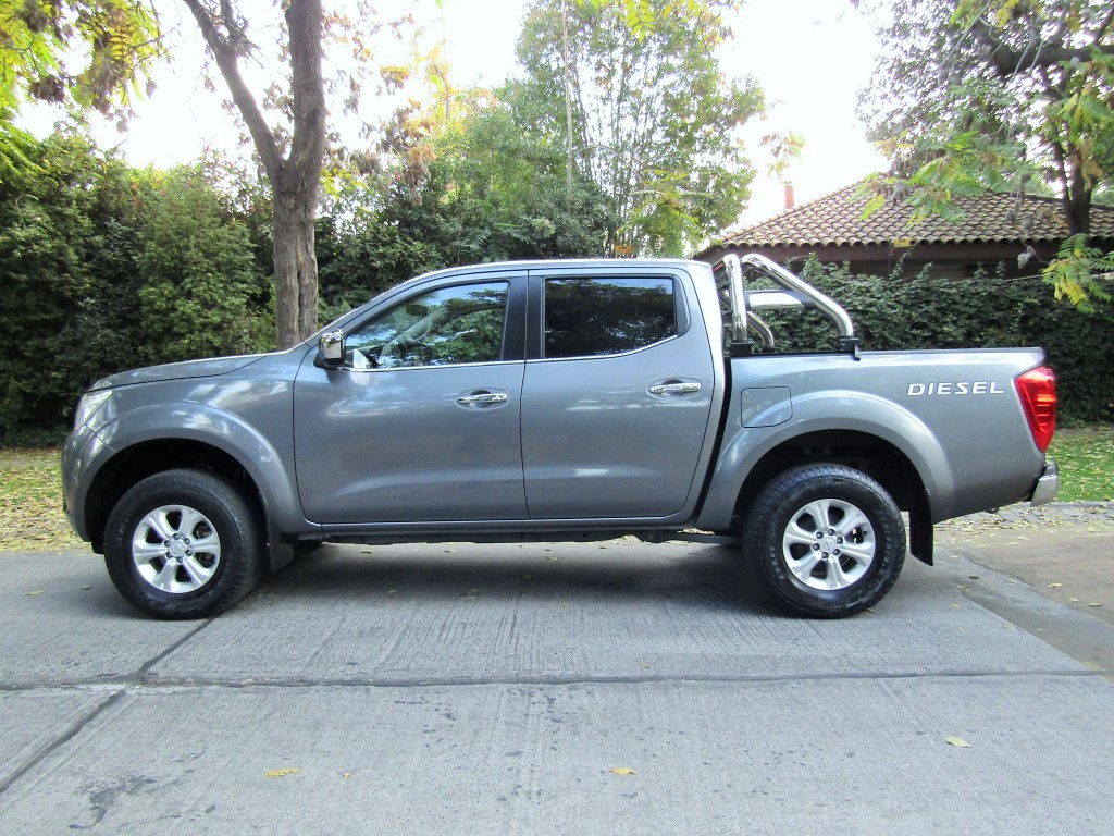 NISSAN NP300 DC XE 2.3  2017 DIESEL. como nueva. Uso particular.  - JULIO INFANTE