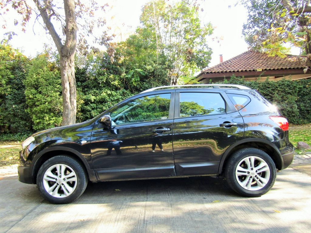 NISSAN QASHQAI 1.6 4x2 Autom. 2013 Sunroof panorámico. climatizador.  - JULIO INFANTE