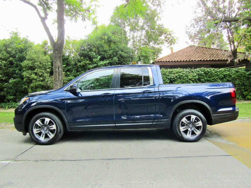 HONDA RIDGELINE RTL 4x4  3.5 automática 2019 Cuero, sunroof. IMPECABLE.  - JULIO INFANTE
