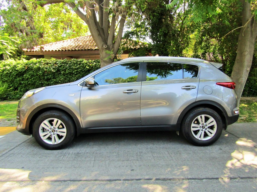KIA SPORTAGE 2.0 LX 4X2 Mec  2017  - JULIO INFANTE