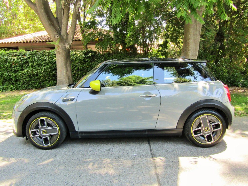 MINI COOPER SE Aut. 2022 Electrico - JULIO INFANTE