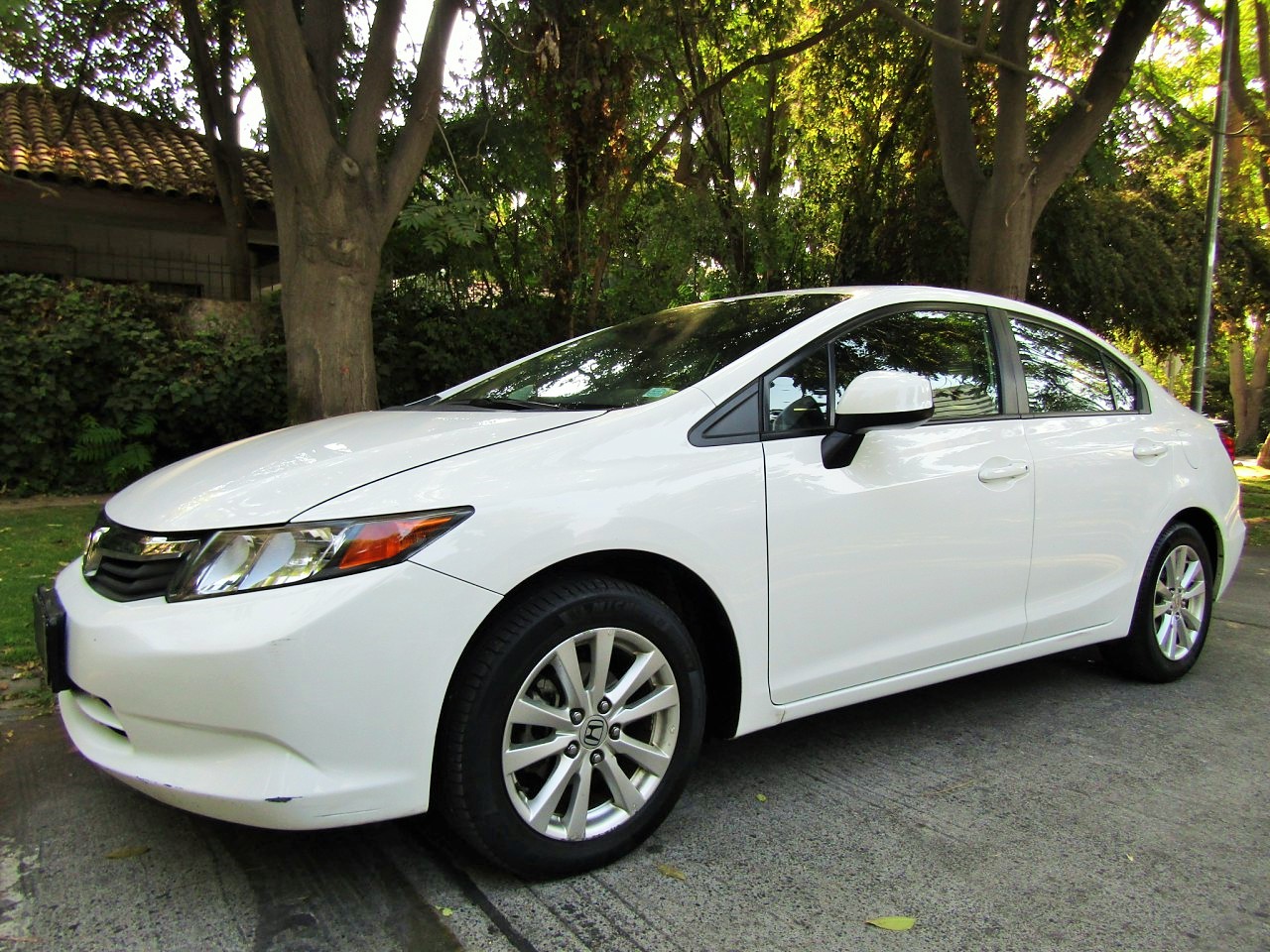 HONDA CIVIC LX 1.8 Automatico, airbags abs 2013 1 dueña. 133 mil km. hermoso. - FULL MOTOR