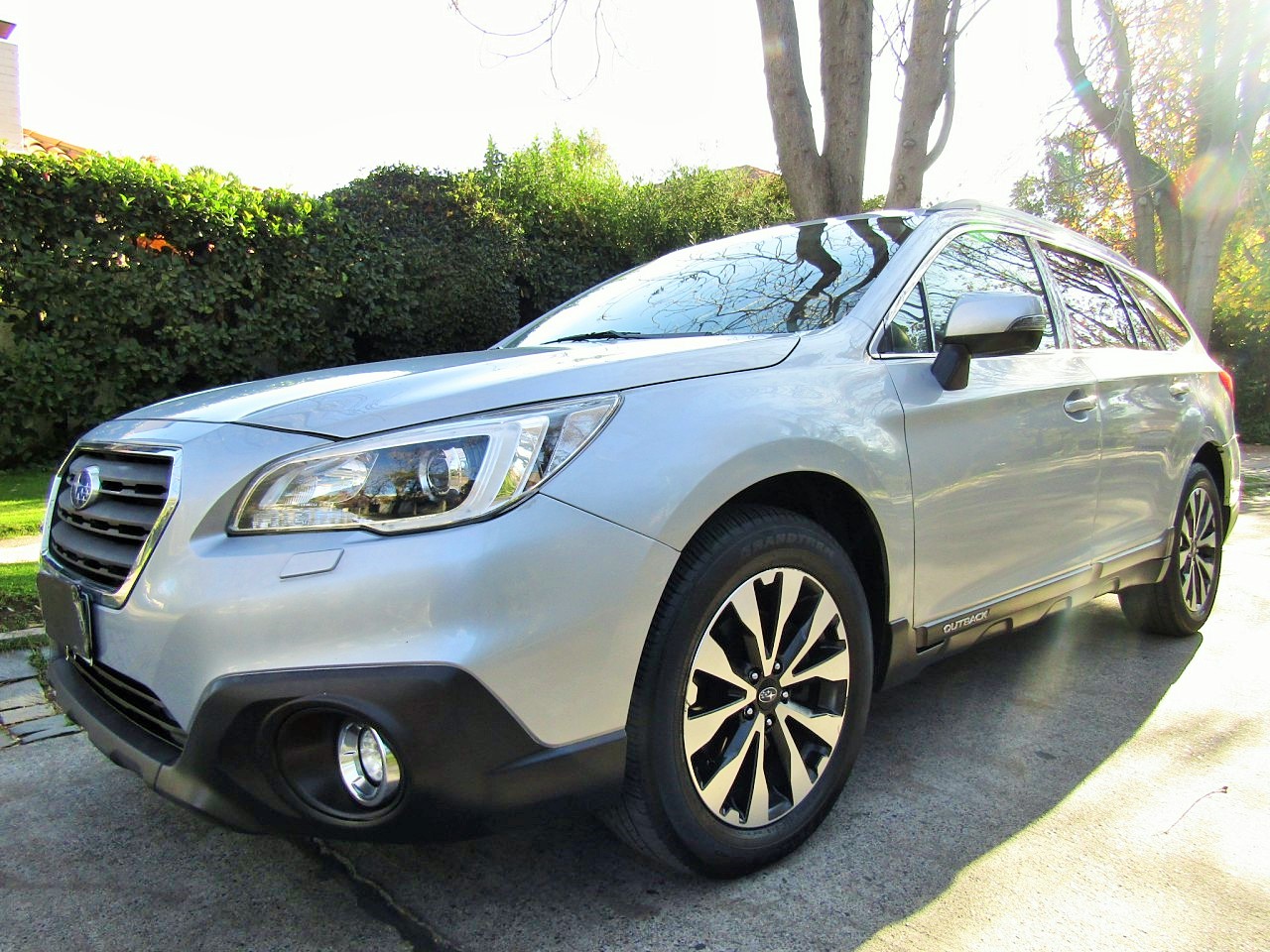 SUBARU NEW OUTBACK 2.0 D Awd  2018 CVT Premium  - 