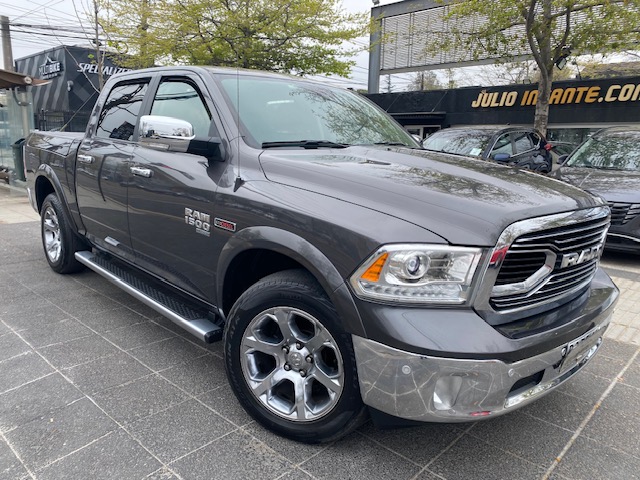 DODGE RAM 1500 Crew Cab Laramie 4x4 3.0 2020 Diesel, automática, 1 dueño. perfecto estado. - FULL MOTOR