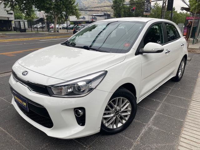 KIA RÍO 5  EX 1.4  2019 1 Dueña. aire airbags. perfecto estado.  - 