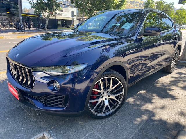 MASERATI LEVANTE SQ4 Bi turbo 430 HP. 2019 39 mil km. Estado como nueva. Ex gerente de Masera - FULL MOTOR