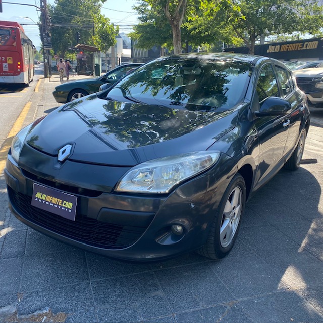 RENAULT MEGANE III DYNAMIQUE 2.0 2011 mecanico de 6 veloc. - FULL MOTOR