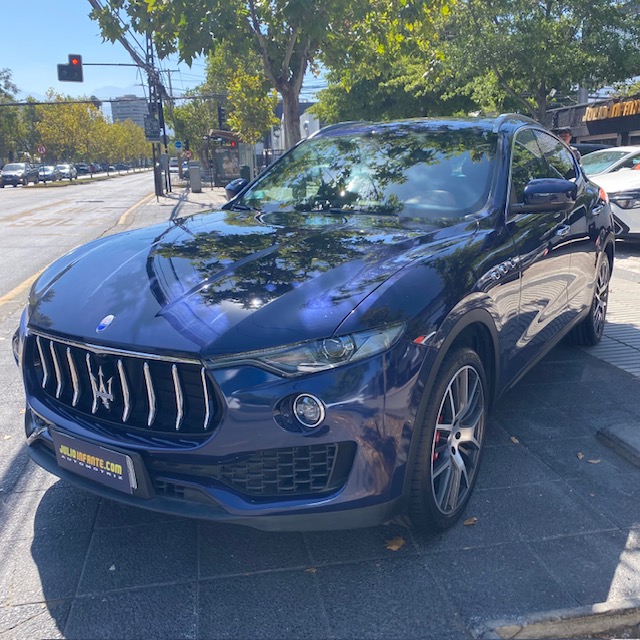 MASERATI LEVANTE SQ4 Bi turbo 430 HP. 2019 39 mil km. Estado como nuevo. 1 dueño. - FULL MOTOR