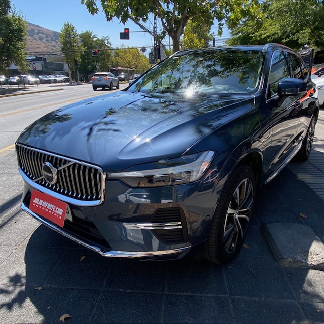 VOLVO XC60 T8 R Awd Recharge 2023 como nuevo. Hibrida Enchufable. - FULL MOTOR