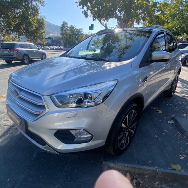FORD ESCAPE 4x4 Limited 2.0  2020 Autom. cuero, sunroof panoramico.  - FULL MOTOR