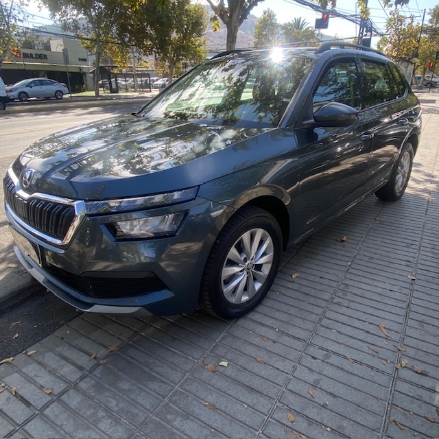 SKODA KAMIQ TSI 1.5 Aut. 2022 2 dueñas. Perfecto estado. - FULL MOTOR