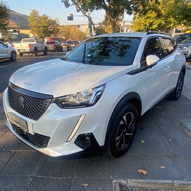 PEUGEOT 2008 2008 BLUE HDI 2021 2008 130 hp. Paddle shift, Diésel 1.5cc - FULL MOTOR