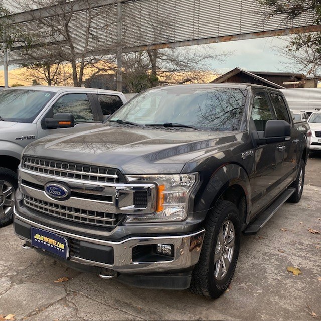 FORD F-150 4x4 5.0 XLT   2019 hermosa.  - FULL MOTOR