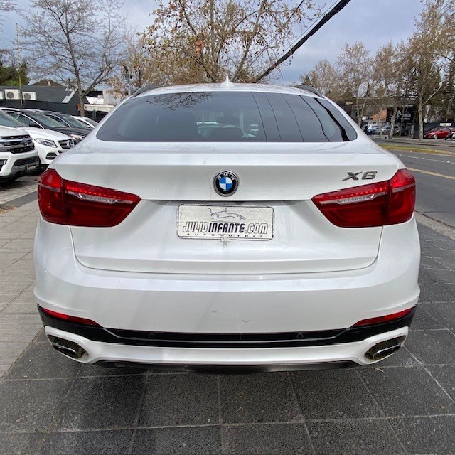 BMW X6 — foto 8 de 39