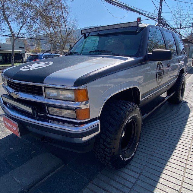 CHEVROLET TAHOE 5.7 V8 350 1995 Equipada, como nueva  - FULL MOTOR