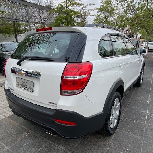 Chevrolet Captiva Ls2.4 3 Corridas — foto 2 de 39