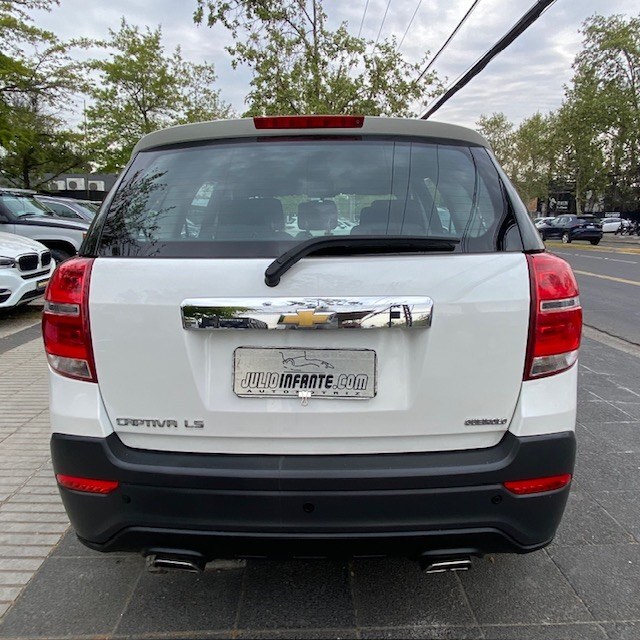 Chevrolet Captiva Ls2.4 3 Corridas — foto 8 de 39