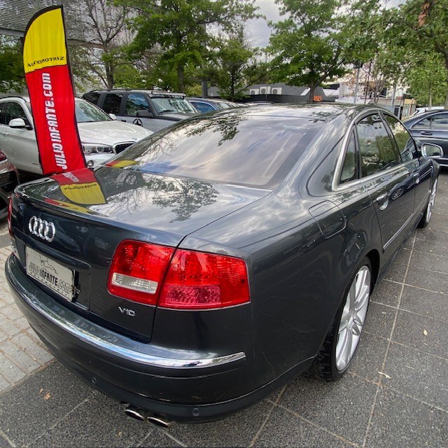 Audi S8 — foto 2 de 39