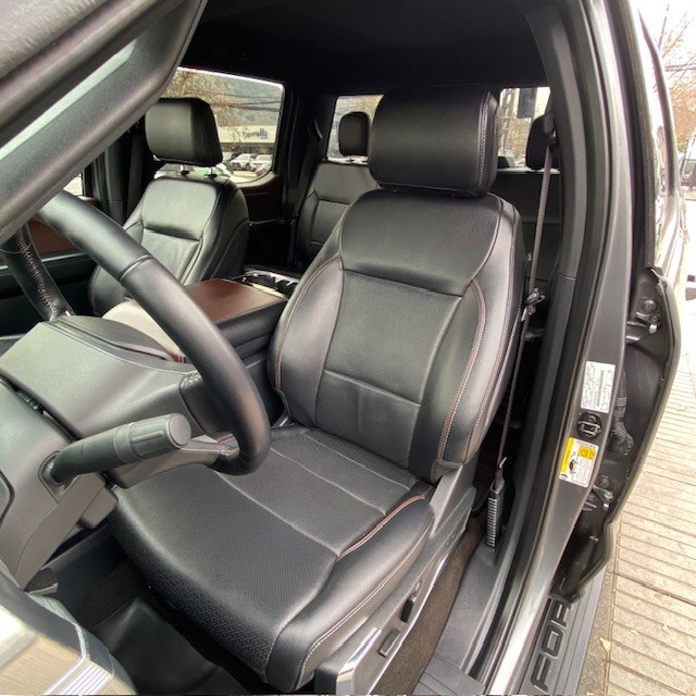 Ford F-150 Lariat Sport 5.0 4X4 Aut — foto 24 de 39