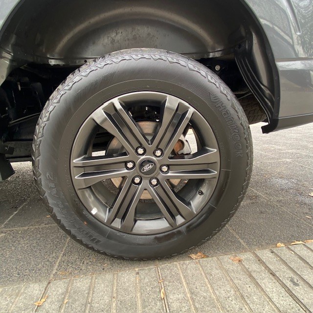 Ford F-150 Lariat Sport 5.0 4X4 Aut — foto 26 de 39