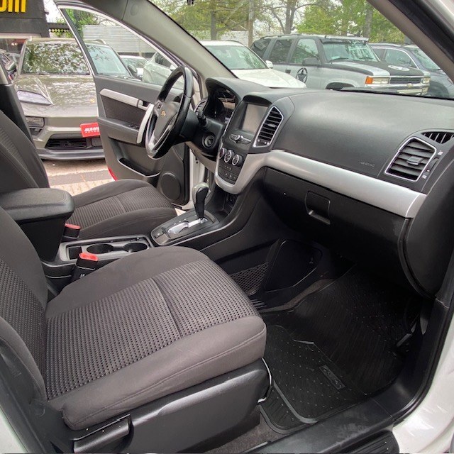 Chevrolet Captiva Ls2.4 3 Corridas — foto 21 de 39