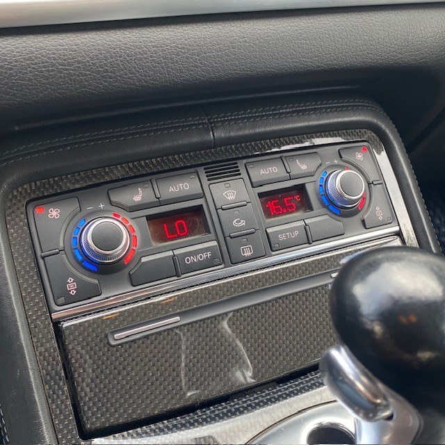 Audi S8 — foto 28 de 39